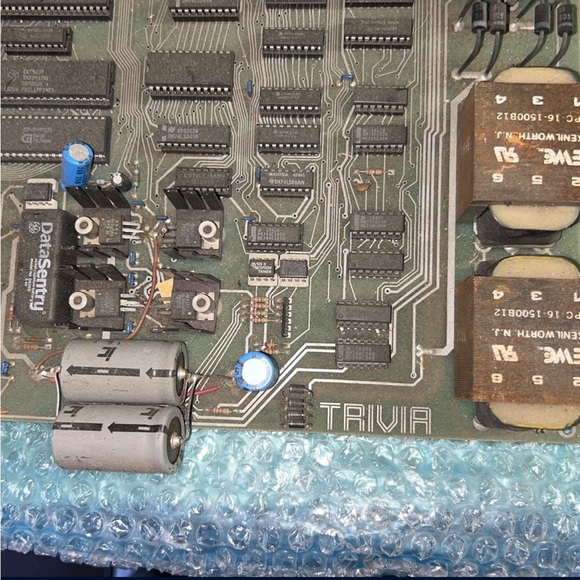 Trivia Arcade Game PCB Motherboard C2e - Picture 4 of 5